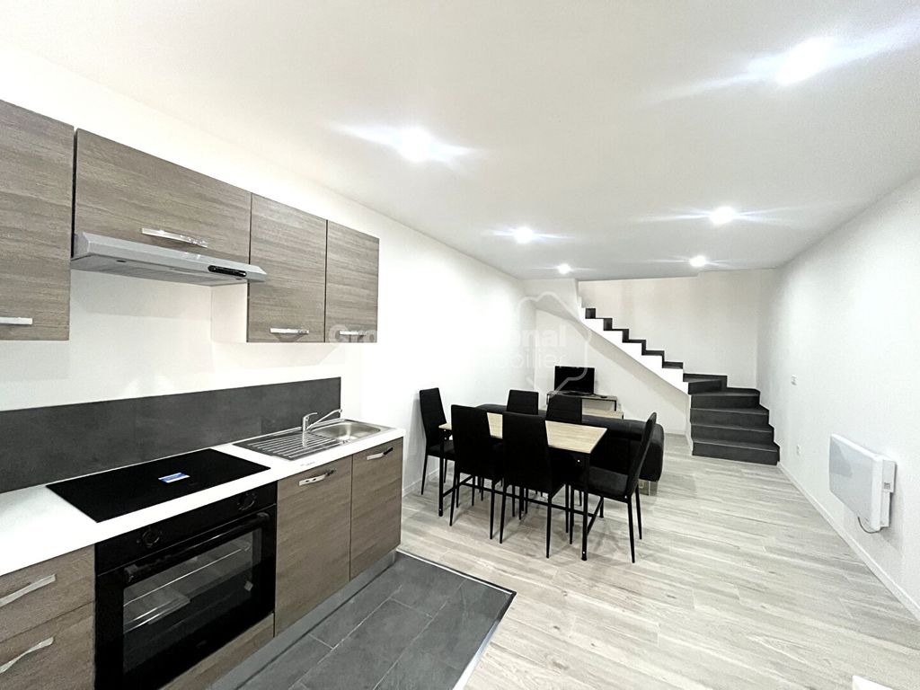 Achat maison à vendre 2 chambres 120 m² - Gonfaron