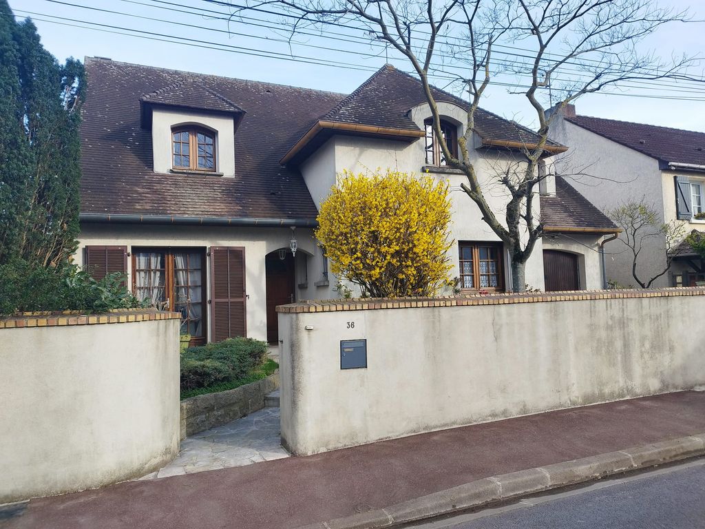 Achat maison à vendre 5 chambres 165 m² - Tremblay-en-France