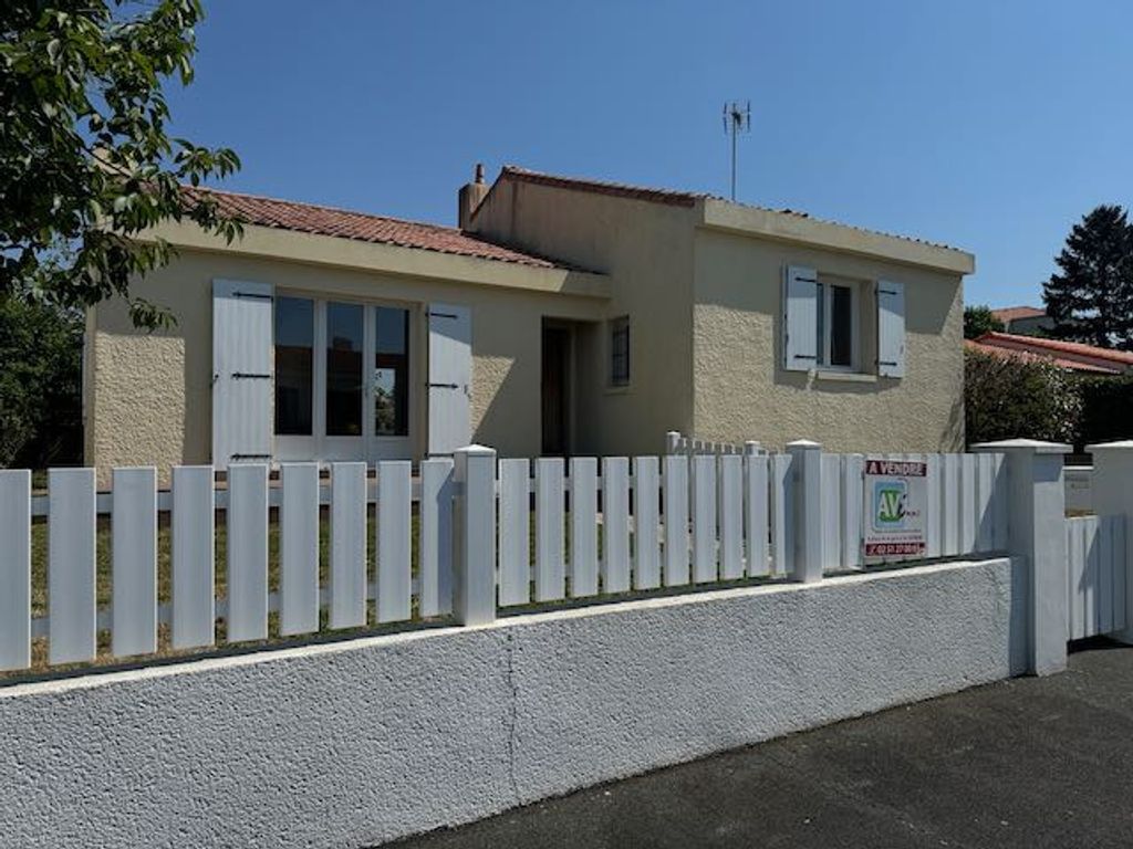 Achat maison à vendre 4 chambres 108 m² - La Roche-sur-Yon