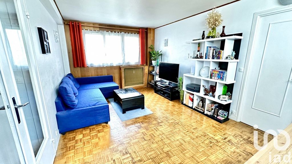 Achat appartement à vendre 3 pièces 58 m² - Courbevoie