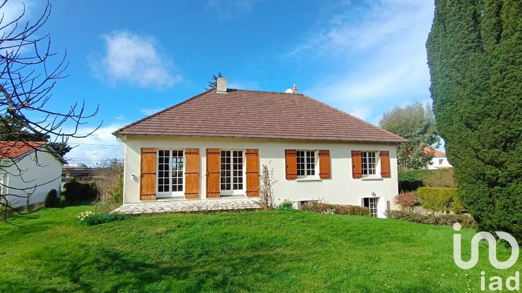 Achat maison à vendre 5 chambres 152 m² - Fontenay-le-Comte