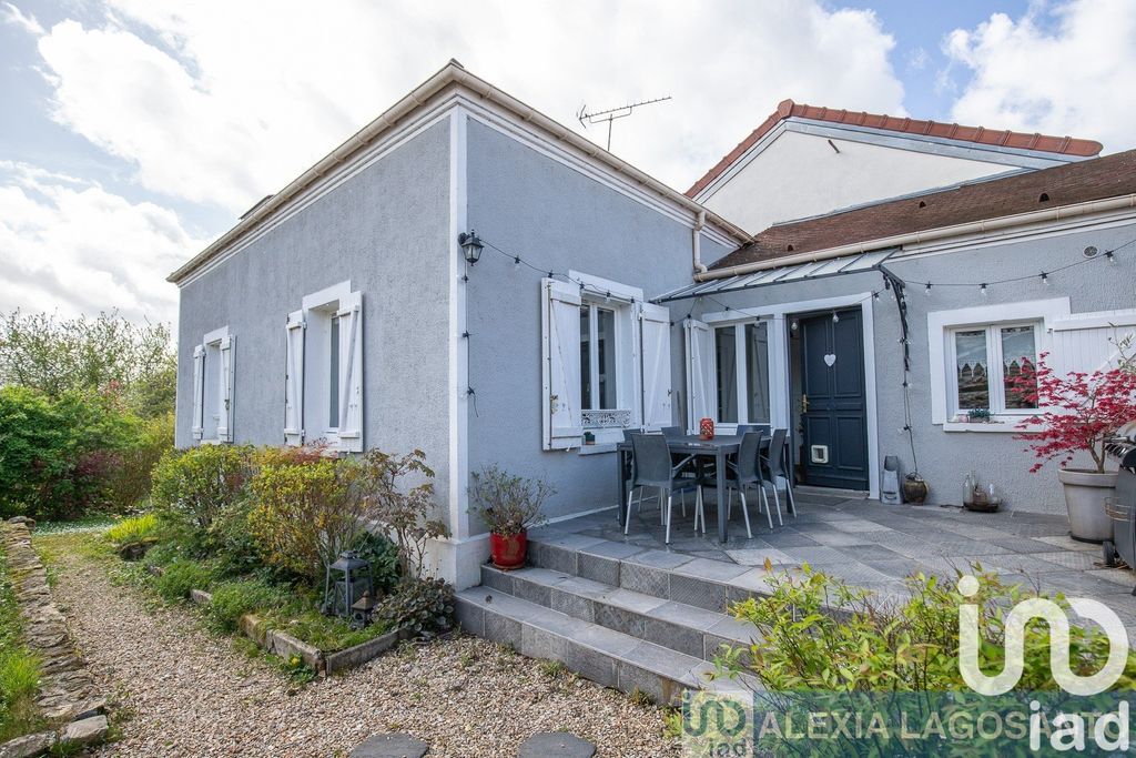 Achat maison à vendre 4 chambres 110 m² - Saint-Germain-lès-Corbeil