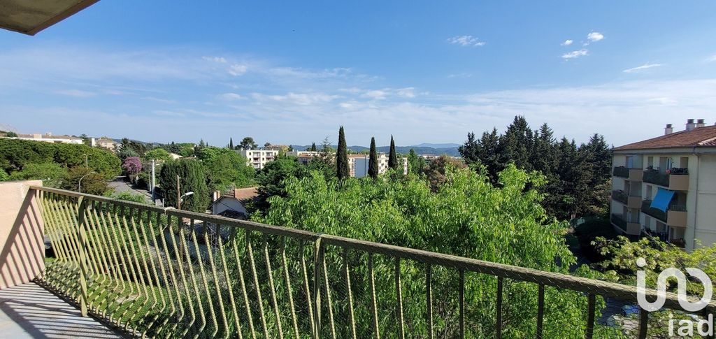 Achat appartement à vendre 3 pièces 64 m² - Aix-en-Provence