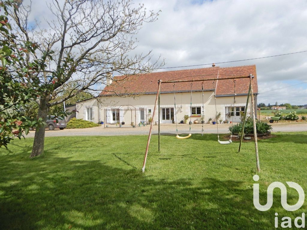 Achat maison à vendre 4 chambres 170 m² - Neuillé-le-Lierre