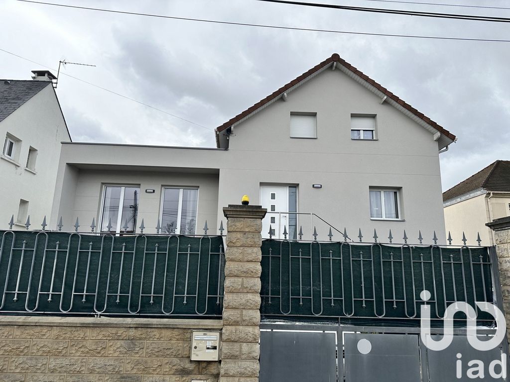 Achat maison à vendre 5 chambres 161 m² - Champigny-sur-Marne