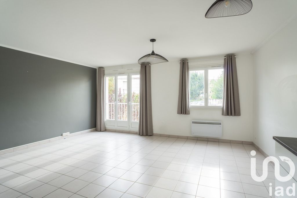 Achat appartement à vendre 3 pièces 66 m² - Verneuil-sur-Seine