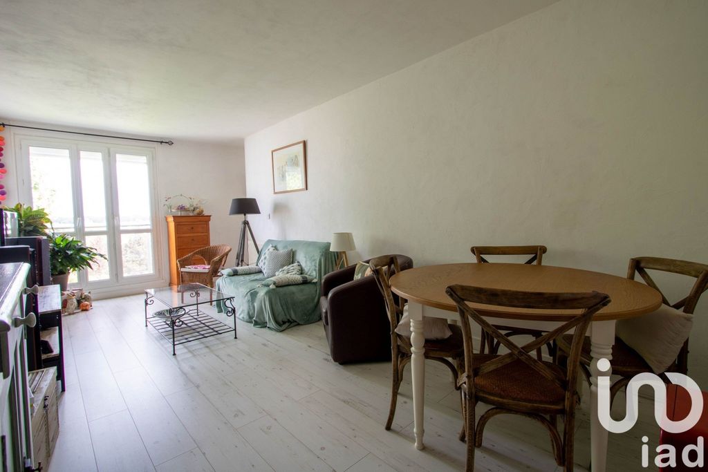 Achat appartement à vendre 3 pièces 65 m² - Bois-d'Arcy