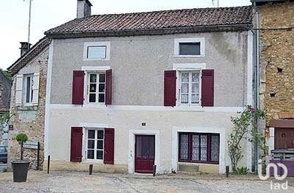 Achat maison à vendre 3 chambres 140 m² - Milhac-de-Nontron