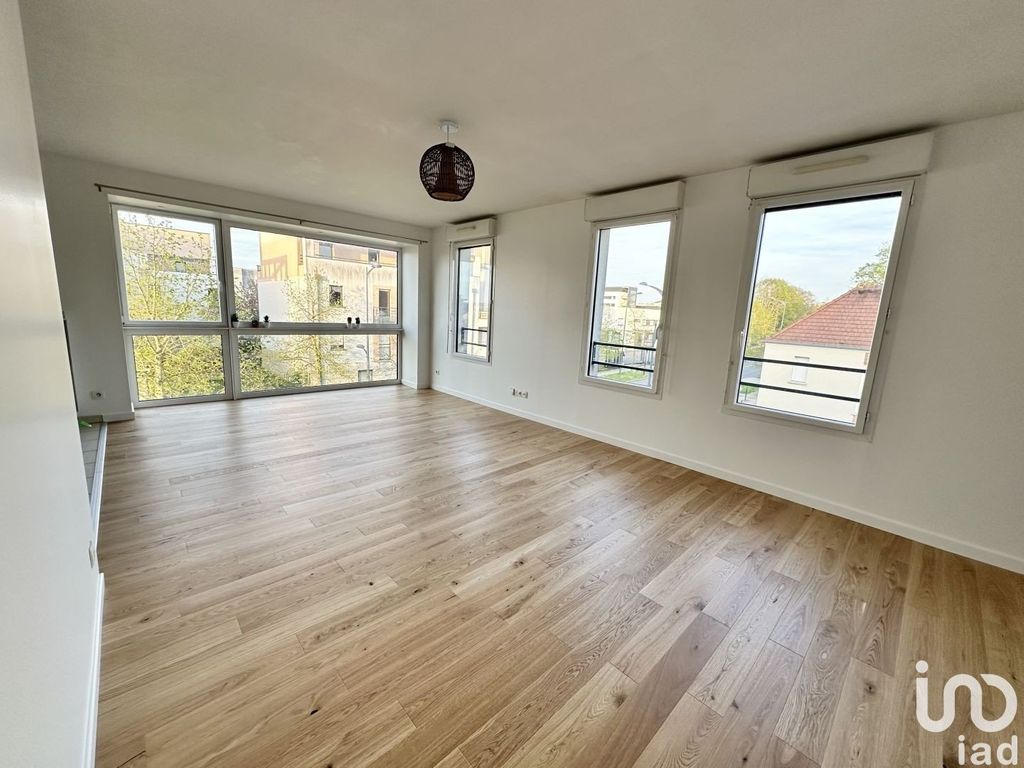 Achat appartement à vendre 3 pièces 74 m² - Compiègne