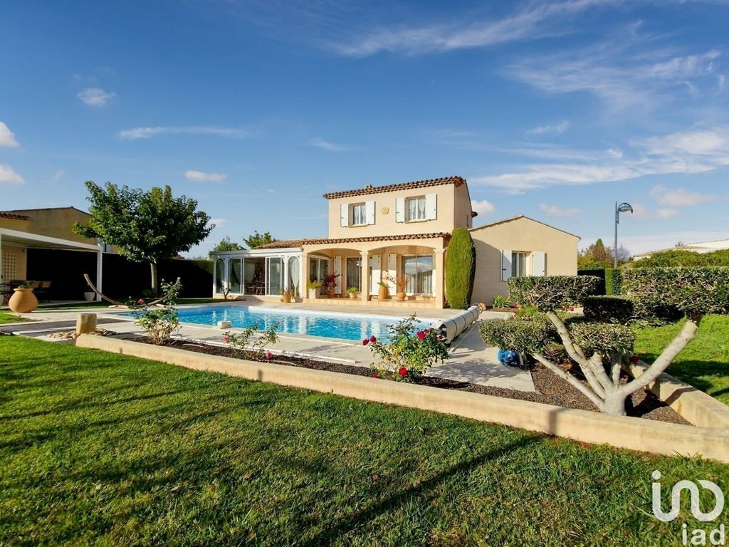 Achat maison à vendre 4 chambres 140 m² - Aix-en-Provence