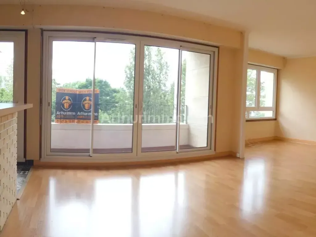 Achat appartement à vendre 5 pièces 84 m² - Meudon la Forêt