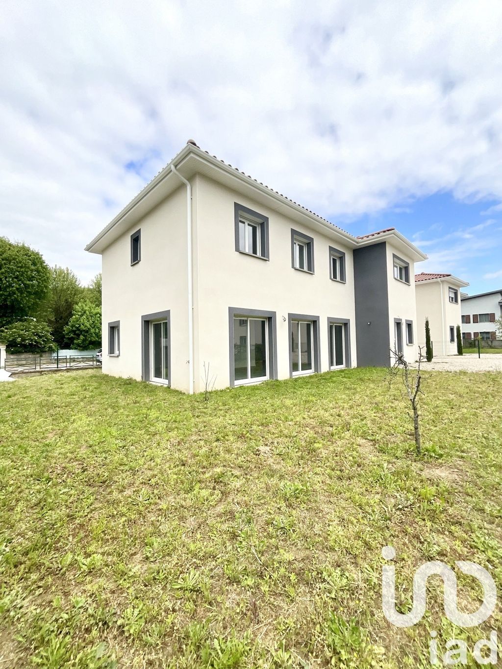 Achat maison à vendre 4 chambres 183 m² - Beynost