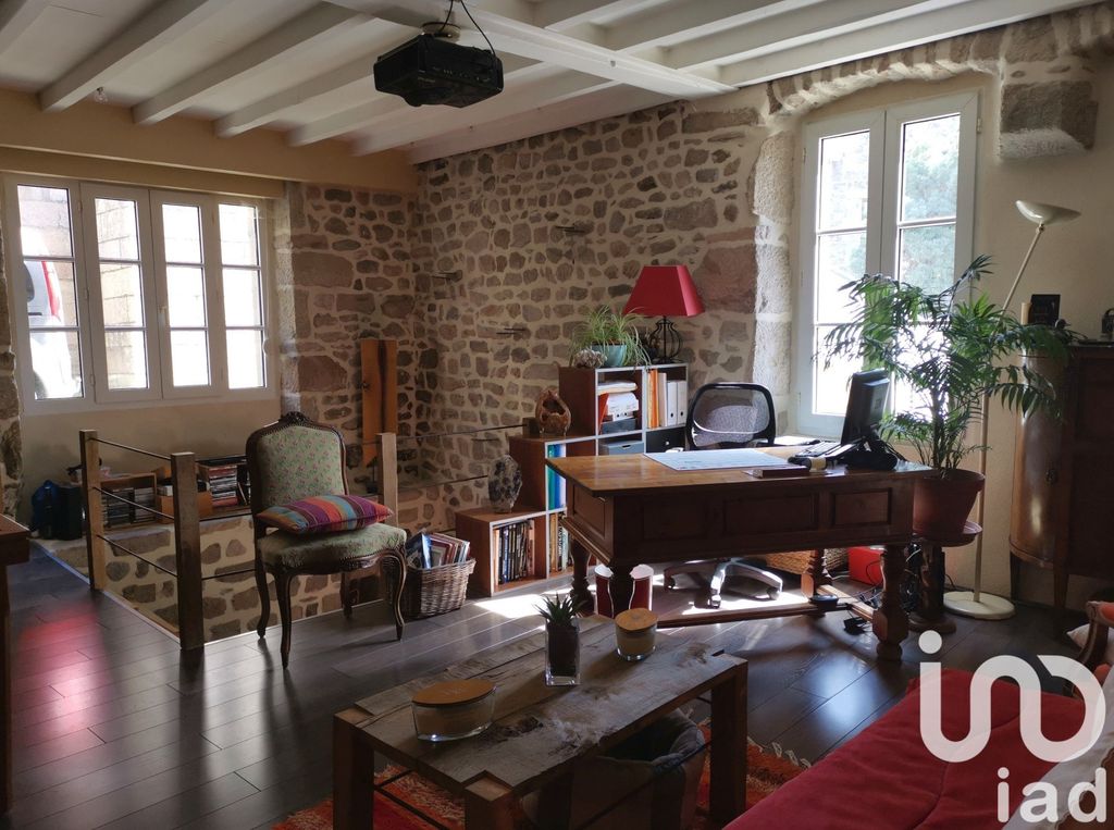 Achat maison à vendre 3 chambres 140 m² - Peyrelevade