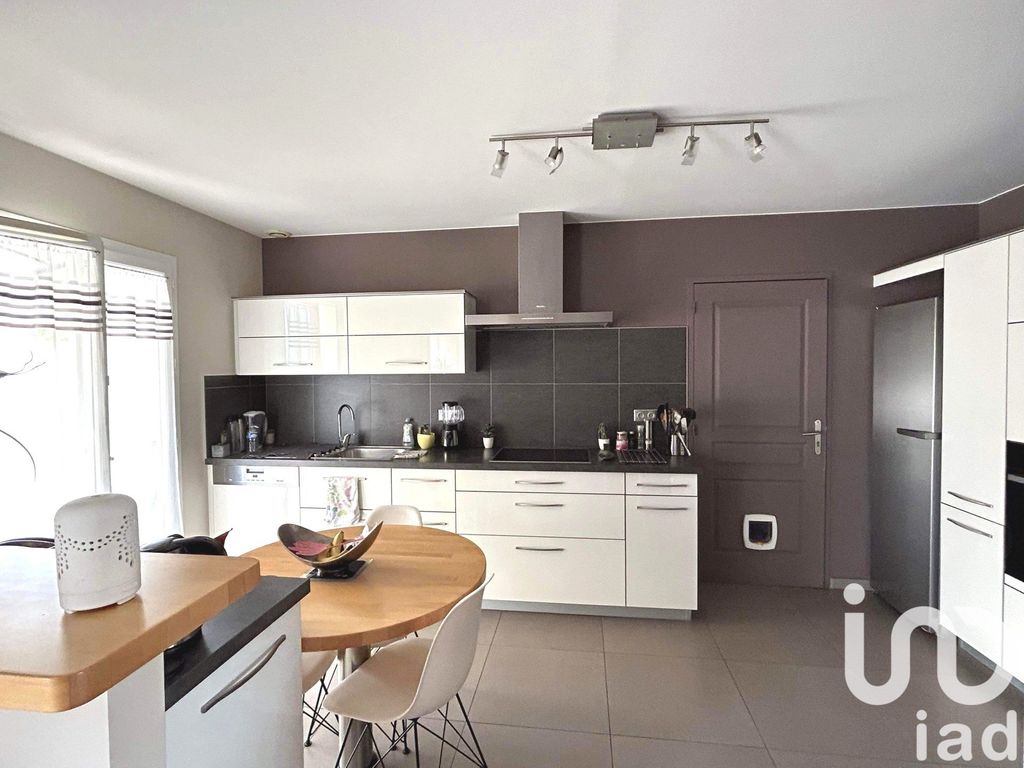 Achat maison à vendre 4 chambres 124 m² - Roiffieux