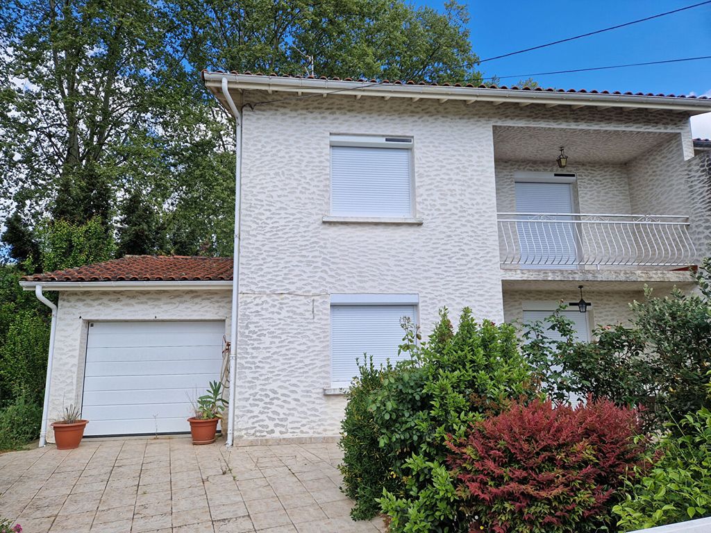 Achat maison à vendre 3 chambres 100 m² - Agen