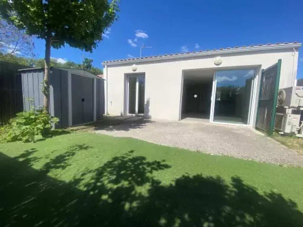 Achat maison à vendre 1 chambre 59 m² - La Rochelle