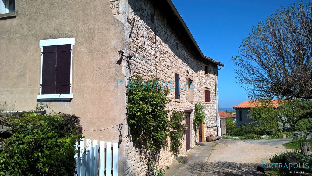 Achat maison à vendre 4 chambres 116 m² - Villefranche-sur-Saône