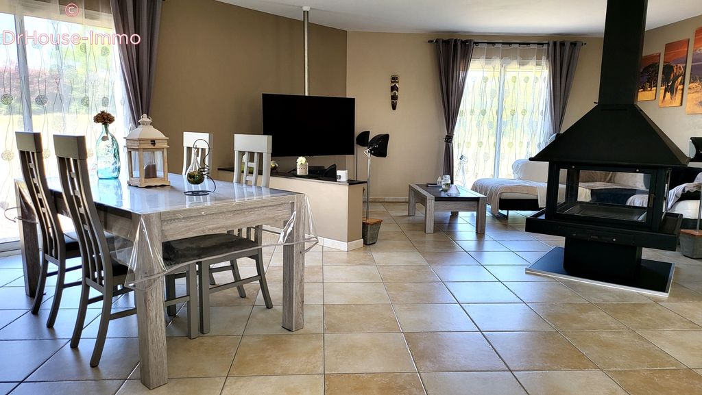 Achat maison à vendre 3 chambres 133 m² - Brissac-Loire-Aubance