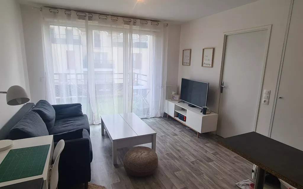 Achat appartement à vendre 2 pièces 38 m² - Saint-Pierre-du-Perray