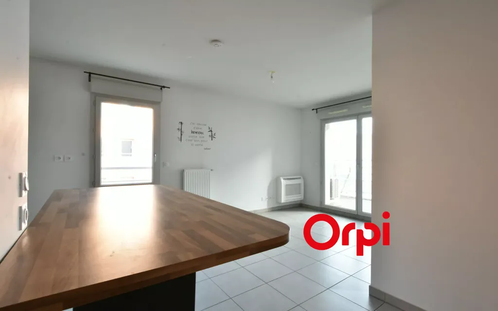 Achat appartement à vendre 3 pièces 55 m² - Pierre-Bénite