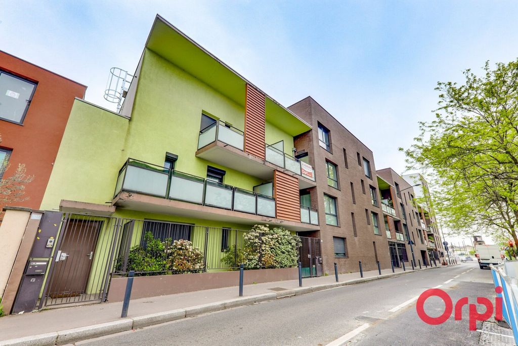 Achat appartement à vendre 2 pièces 47 m² - Saint-Denis