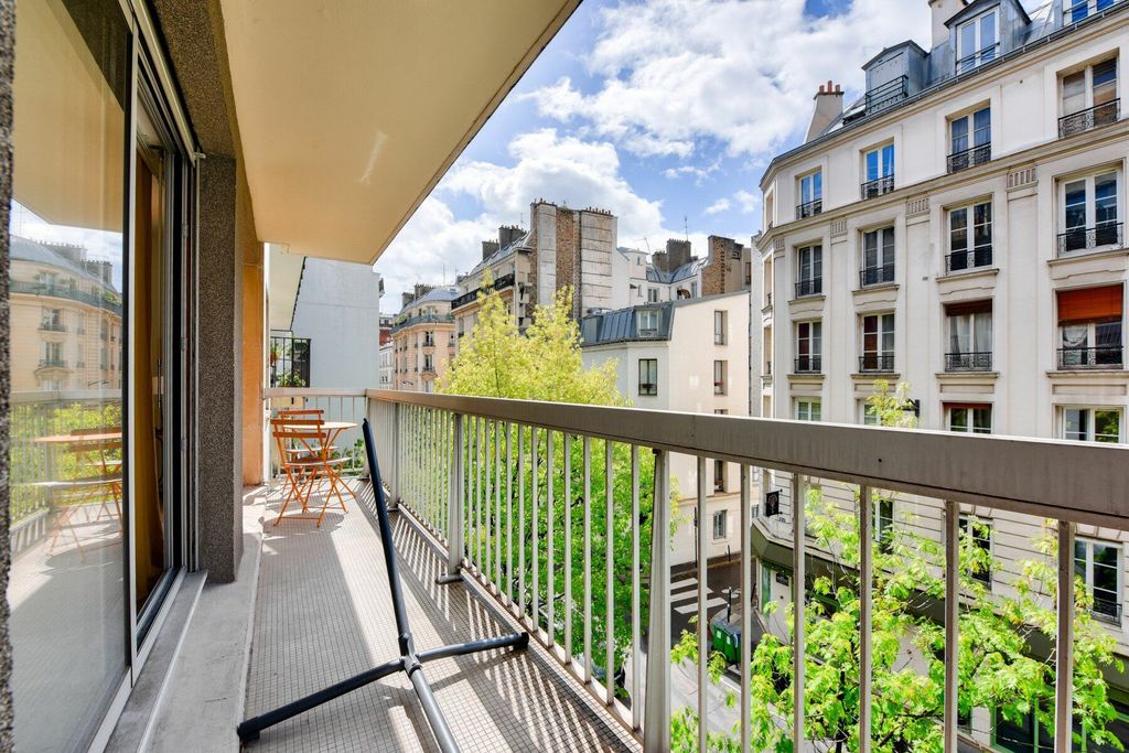 Achat appartement à vendre 3 pièces 64 m² - Paris 17ème arrondissement