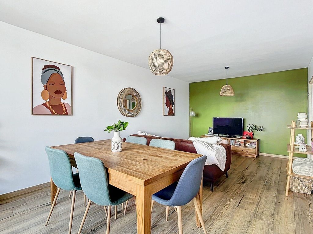 Achat appartement à vendre 4 pièces 79 m² - Bourg-lès-Valence