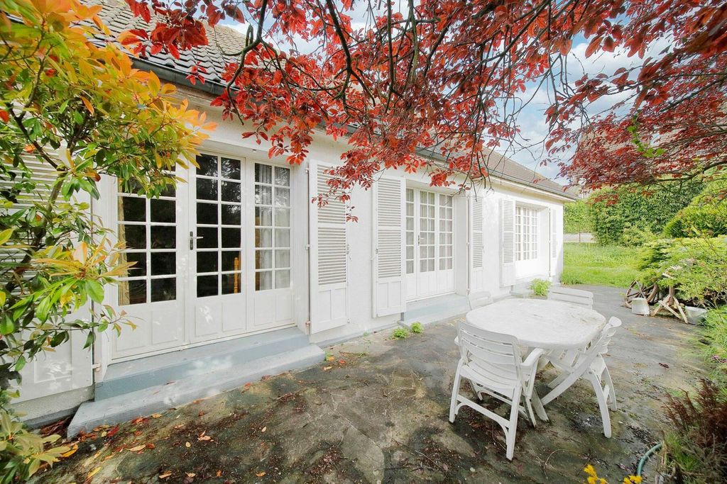 Achat maison à vendre 3 chambres 87 m² - Thorigny-sur-Marne