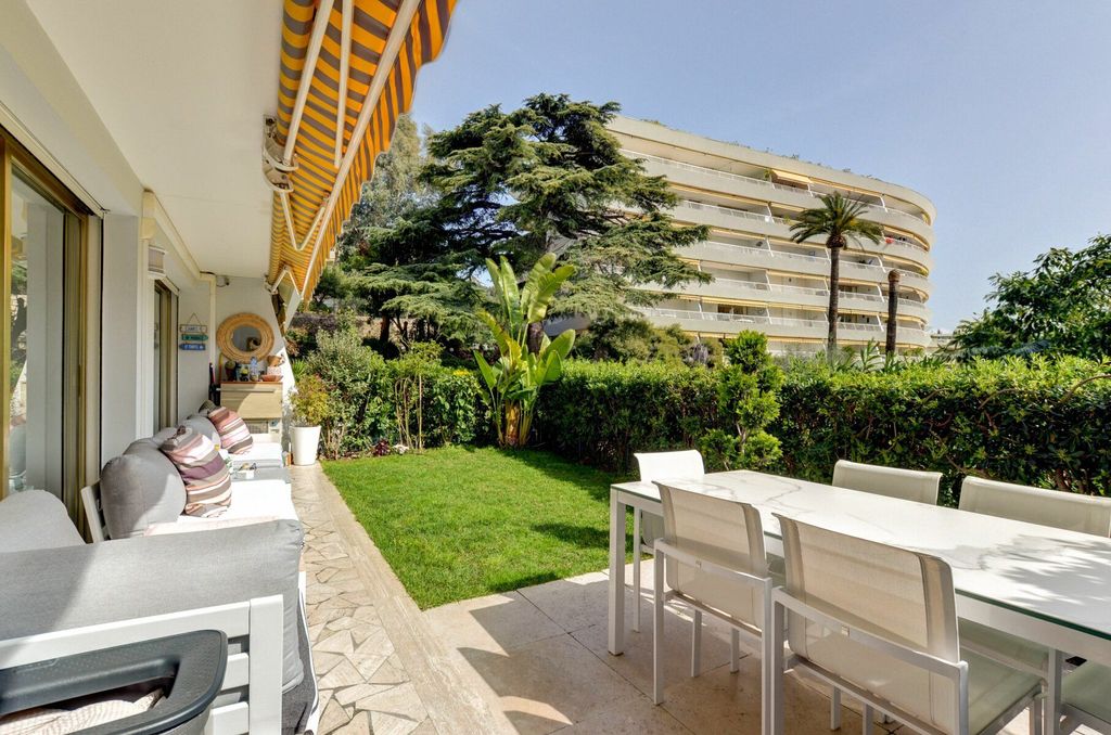 Achat appartement à vendre 2 pièces 50 m² - Cannes