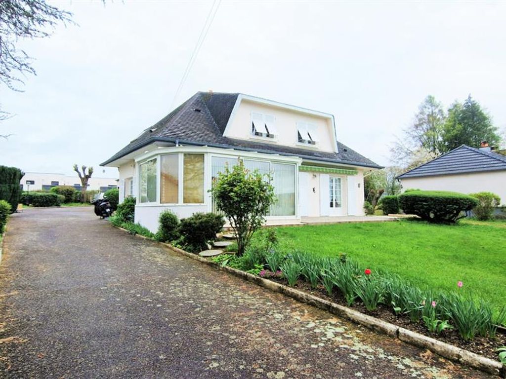 Achat maison à vendre 4 chambres 156 m² - Voray-sur-l'Ognon