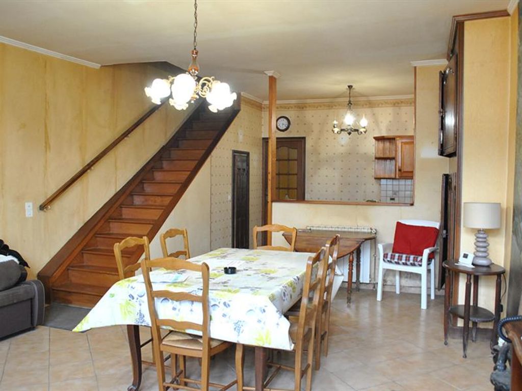 Achat maison à vendre 2 chambres 101 m² - Beaucaire