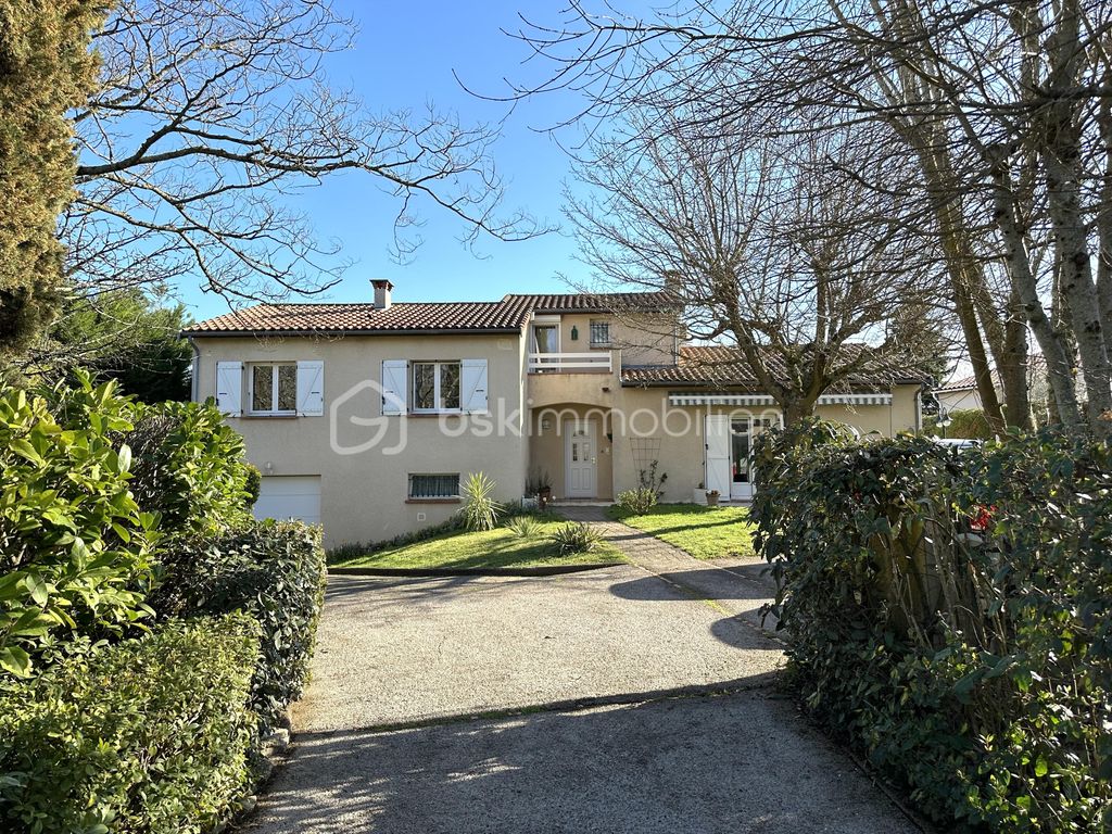 Achat maison à vendre 4 chambres 160 m² - Tournefeuille