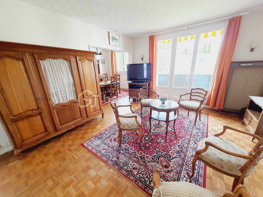 Achat appartement à vendre 6 pièces 102 m² - Charleville-Mézières