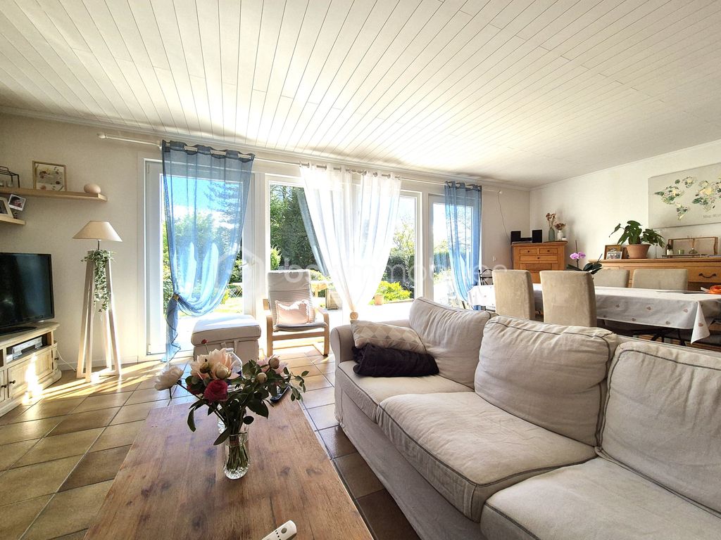 Achat maison à vendre 4 chambres 160 m² - Lumigny-Nesles-Ormeaux