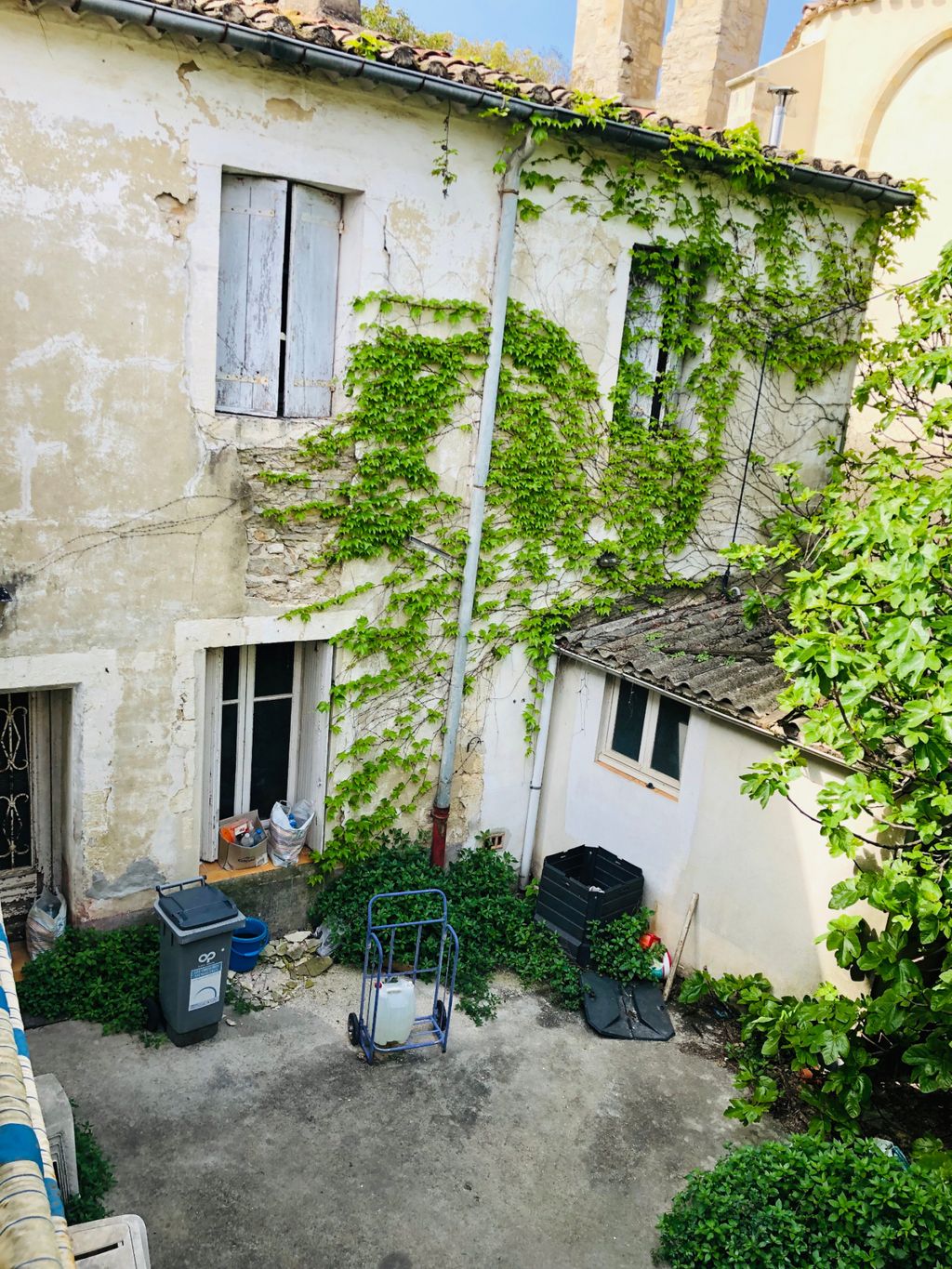 Achat maison à vendre 2 chambres 250 m² - Lunel