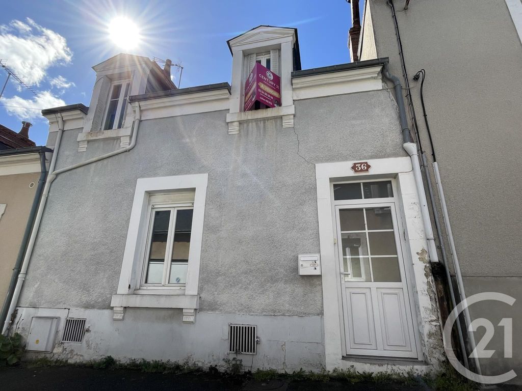 Achat maison à vendre 2 chambres 76 m² - Châteauroux