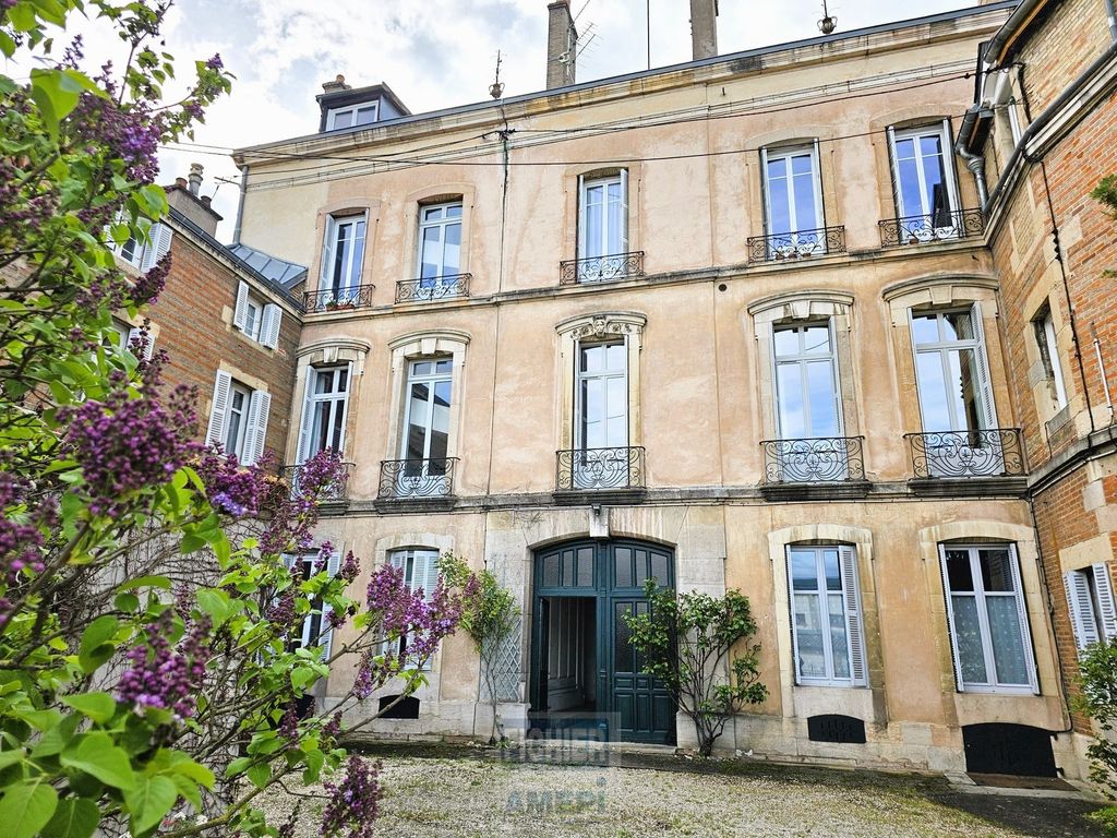 Achat appartement à vendre 8 pièces 189 m² - Dijon