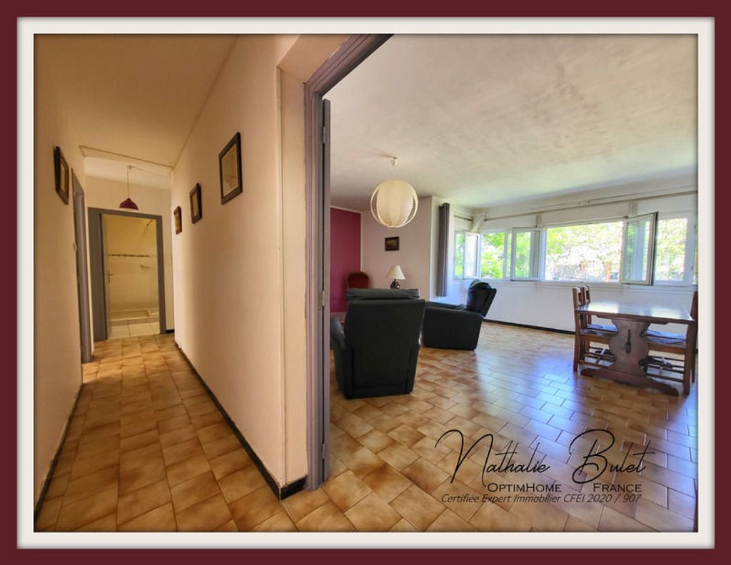 Achat appartement à vendre 4 pièces 92 m² - Saint-Chinian