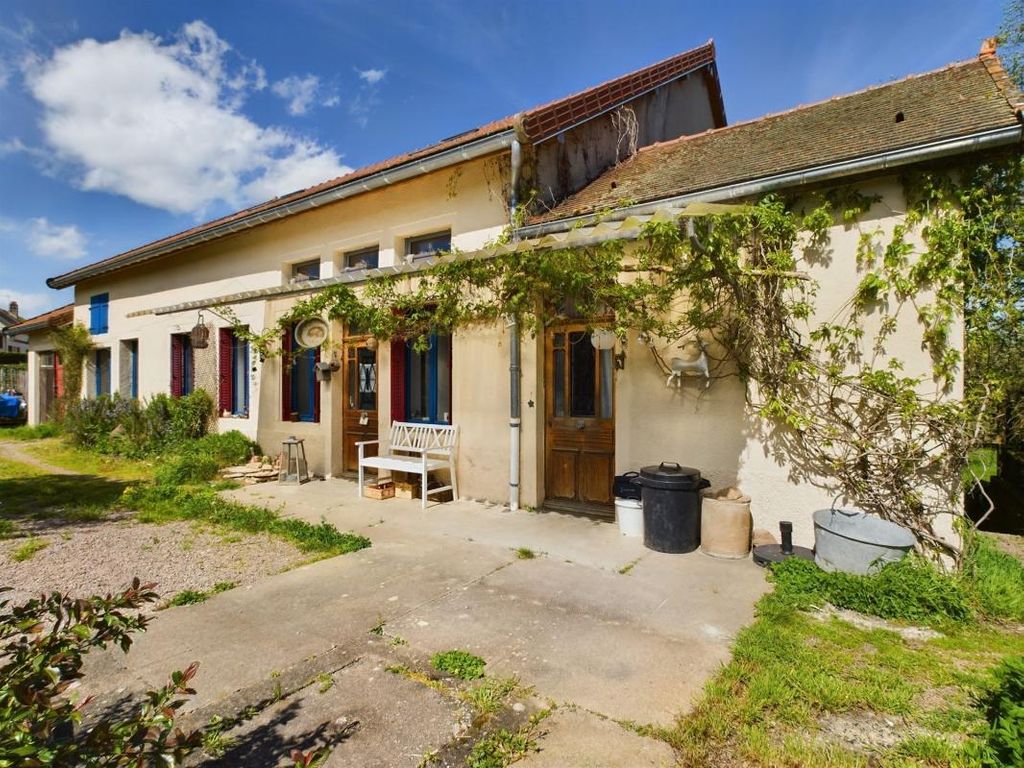 Achat maison à vendre 5 chambres 166 m² - La Motte-Ternant