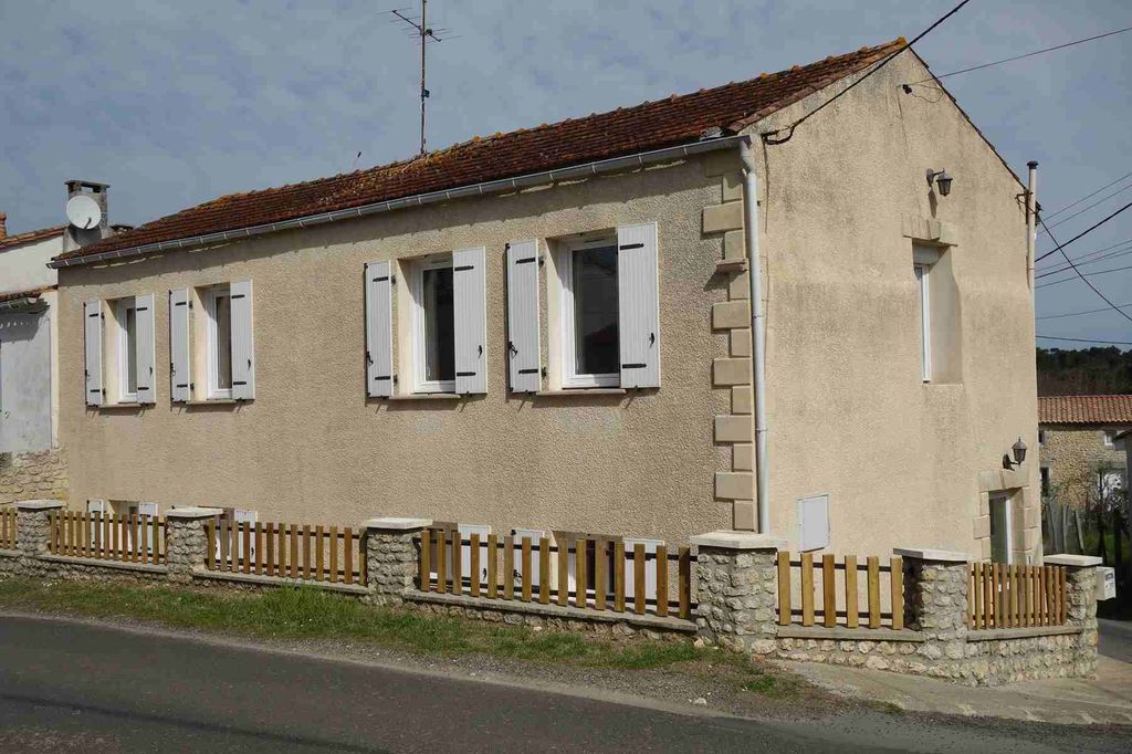 Achat maison à vendre 3 chambres 110 m² - Saint-Ciers-sur-Gironde