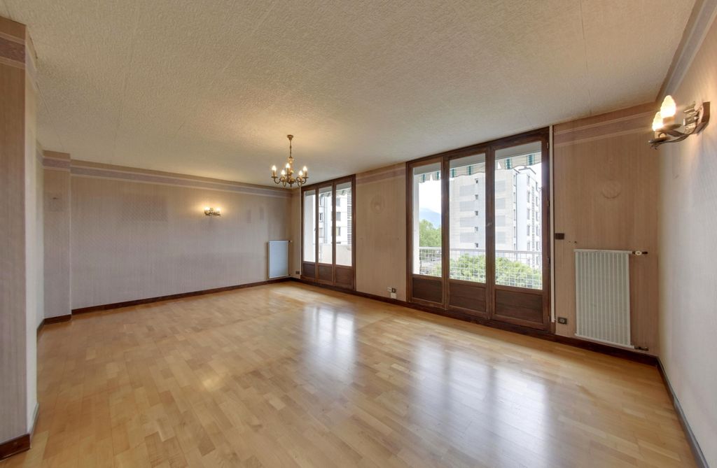 Achat appartement à vendre 4 pièces 79 m² - Le Pont-de-Claix