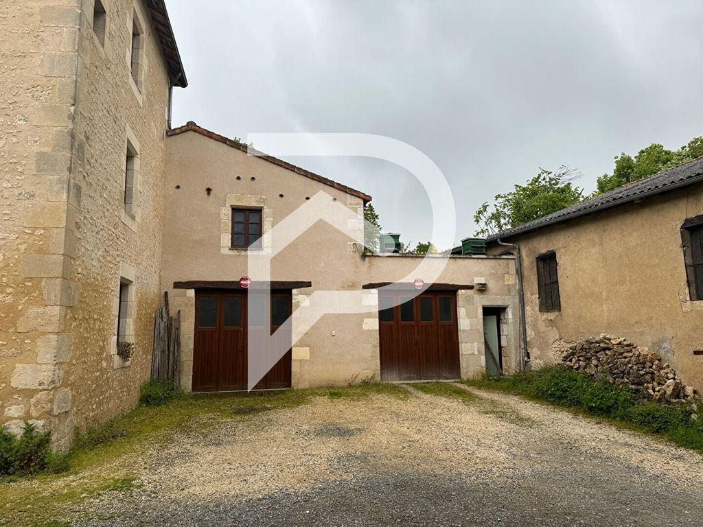 Achat maison à vendre 2 chambres 90 m² - Poitiers