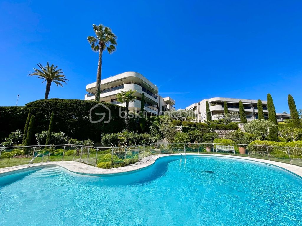 Achat appartement à vendre 4 pièces 132 m² - Cannes