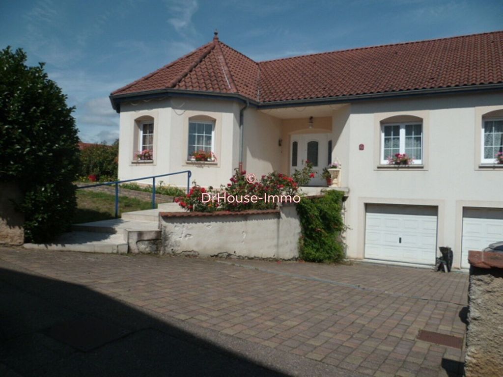 Achat maison à vendre 4 chambres 201 m² - Sainte-Marie-aux-Chênes