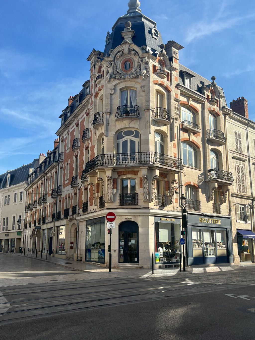 Achat appartement à vendre 5 pièces 151 m² - Orléans