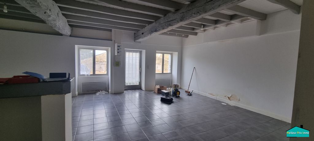Achat maison à vendre 2 chambres 77 m² - Paulx