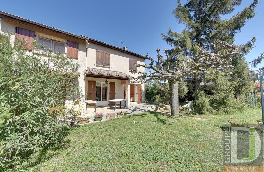 Achat maison à vendre 5 chambres 119 m² - Beaumont-lès-Valence