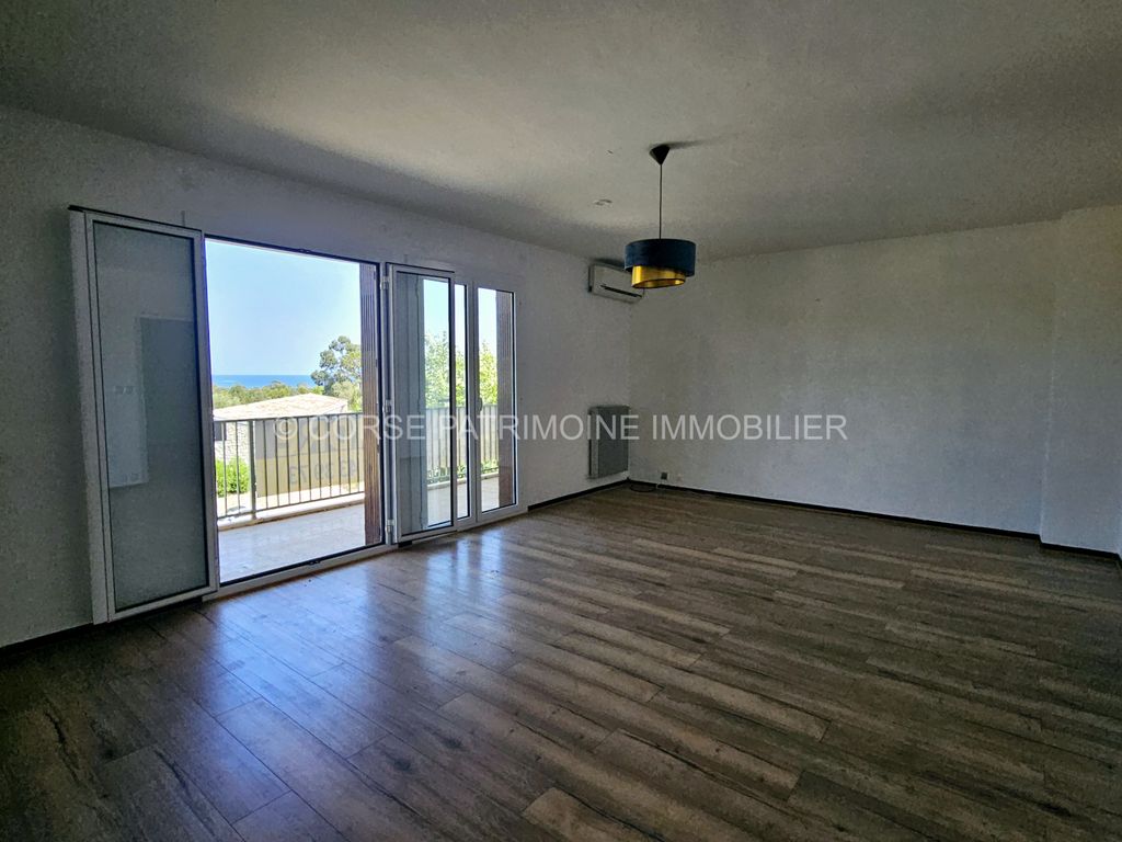 Achat appartement à vendre 4 pièces 95 m² - Sari-Solenzara