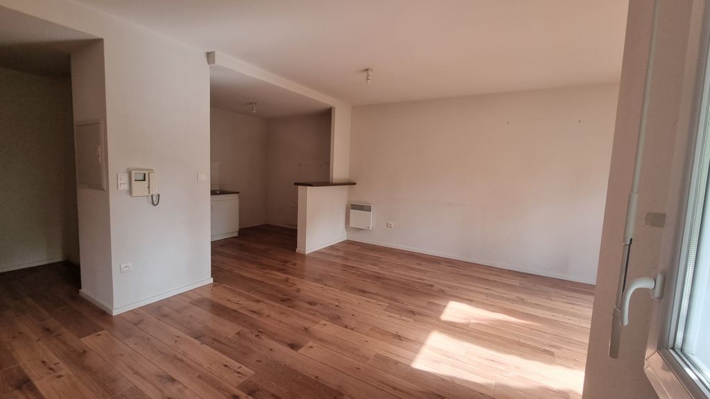 Achat appartement à vendre 3 pièces 61 m² - Ploubezre