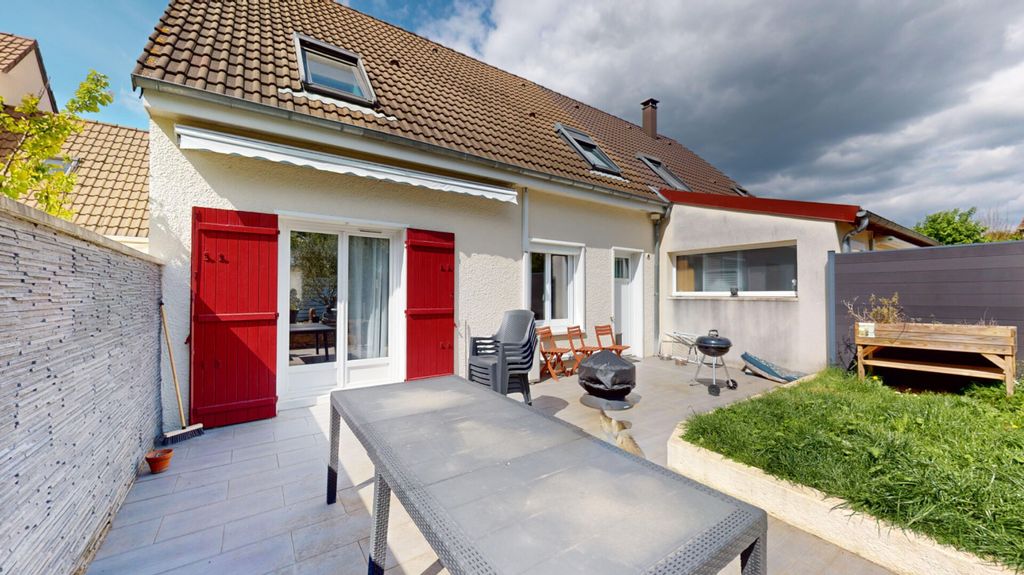 Achat maison à vendre 3 chambres 110 m² - Bourges